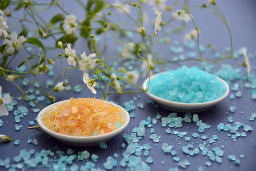 Saltpeeling/Bodyscrub. Plejende & Beroligende